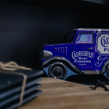 Privat bolig Urban Design 3 Bedroom Main Bedroom *