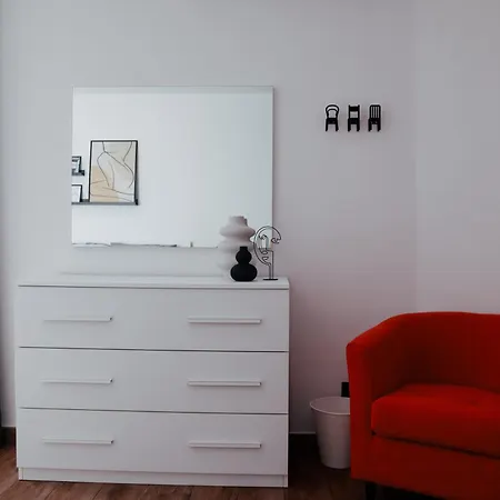 Quarto em Acomodações Particulares Urban Design 3 Bedroom Main Bedroom Zurrieq