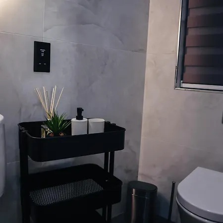 Homestay Urban Design 3 Bedroom Main Bedroom *