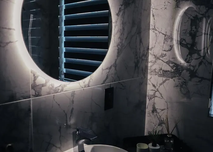 Urban Design 3 Bedroom Main Bedroom