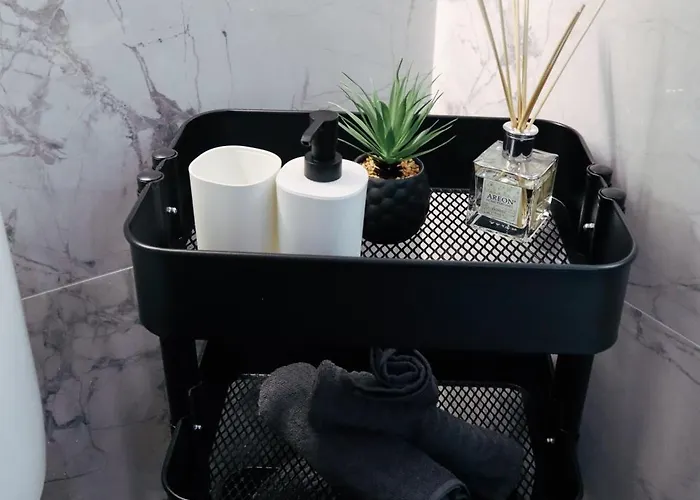 Urban Design 3 Bedroom Main Bedroom * Zurrieq