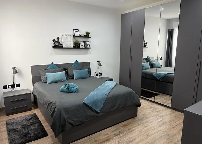 Urban Design 3 Bedroom Main Bedroom