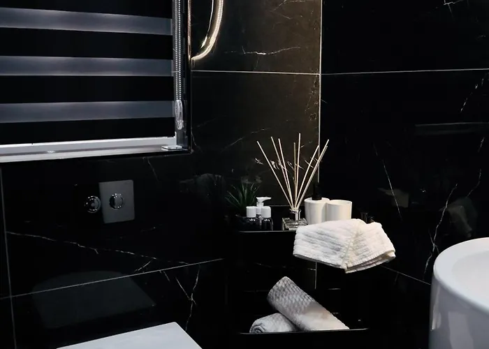 Urban Design 3 Bedroom Main Bedroom * Zurrieq